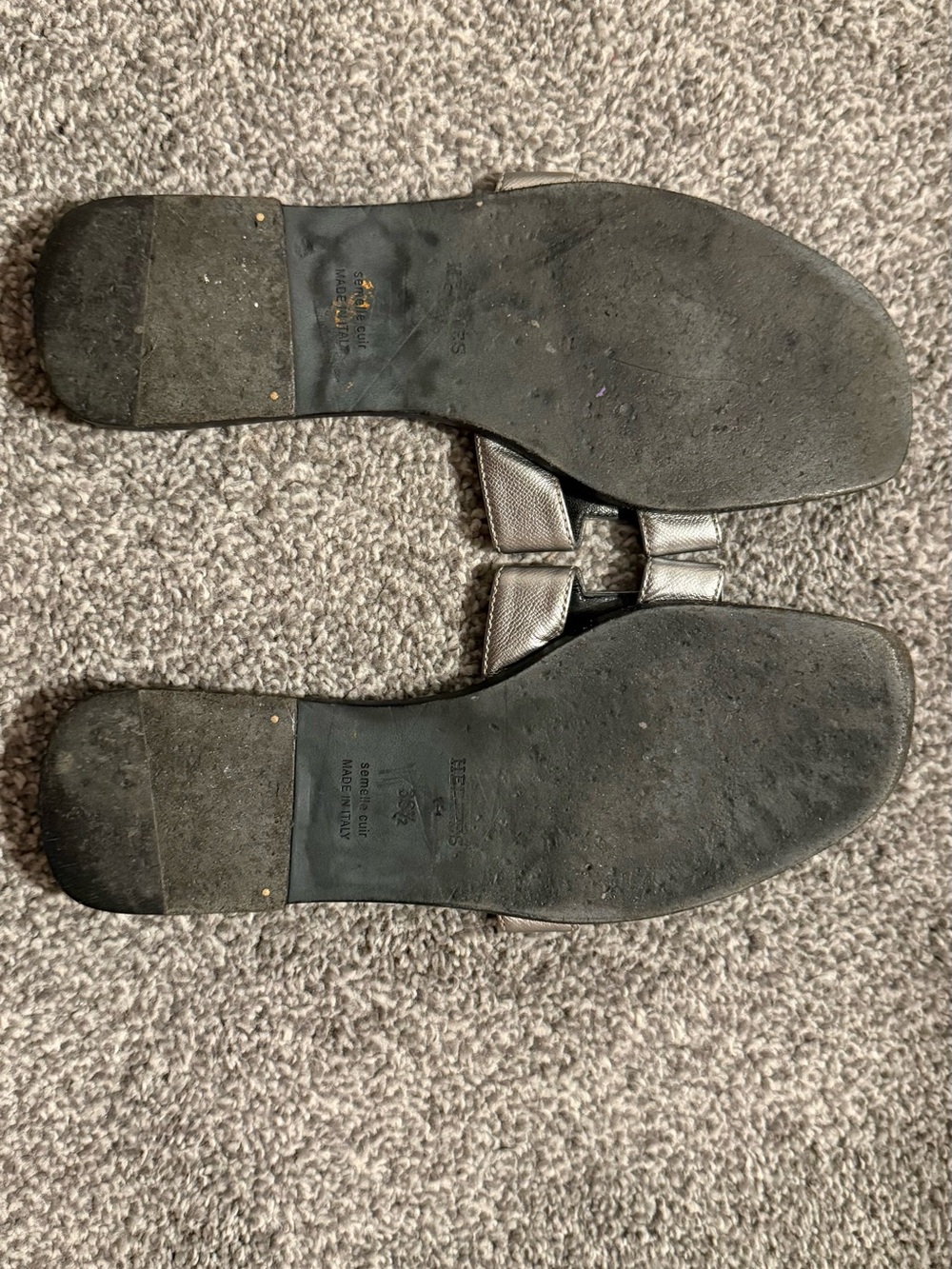 Hermès Metallic Silver Oran Slide Sandals - Picture 6 of 7